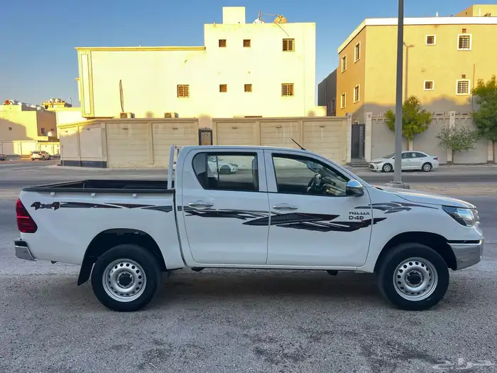 هايلوكس 2021 ديزل GL2 دبل .. 4