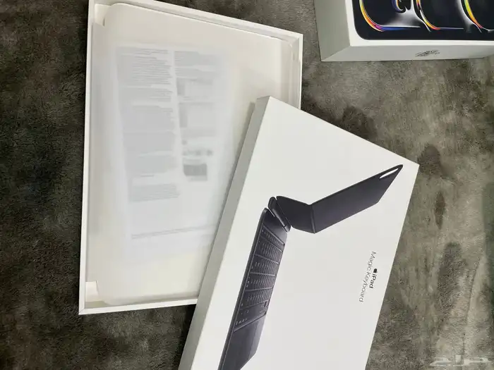 ابل ماجيك كيبورد ايباد برو M4 11 إنش 3