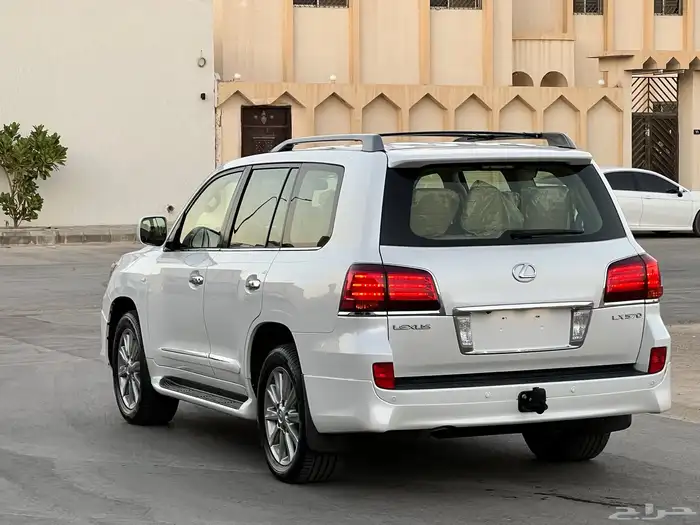 لكزس LX 570 - 2011 فل - وكالة 4
