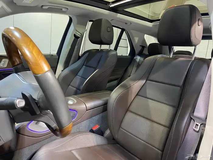 مرسيدس GLE450 2020 ( العداد 48 الف ) بحالة الوكاالة 15