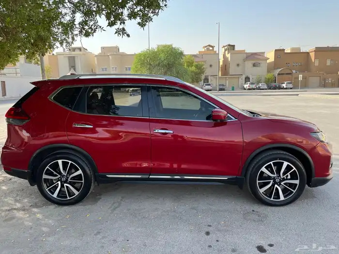 Nissan X-trail 2019 full option for sell 3