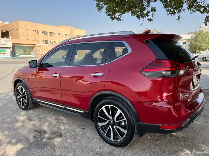 Nissan X-trail 2019 full option for sell 4