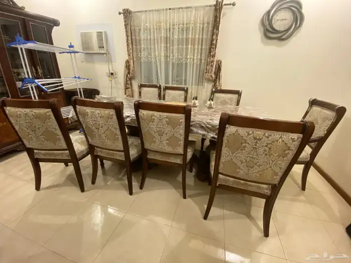 طاولة سفرة مع بوفيه كلاسيكية 0