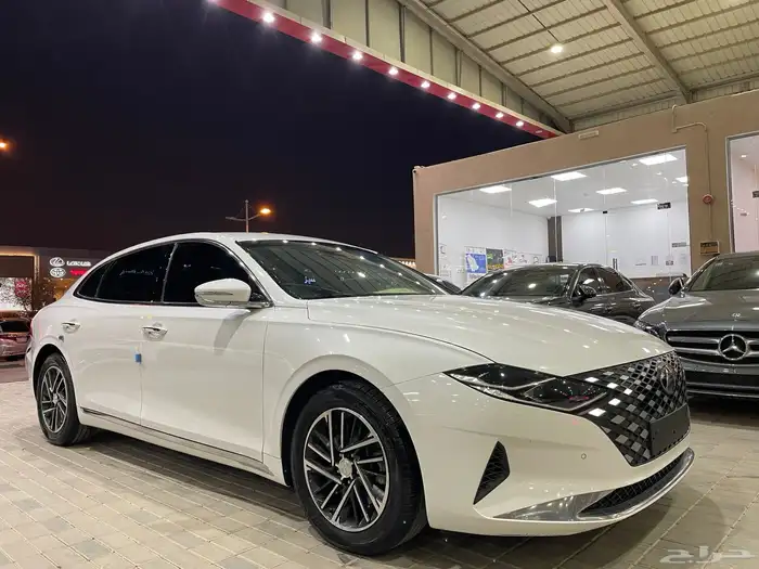 هونداي ازيرا 2021رادار-قياده ذاتيه(بنزين)2.5L 4