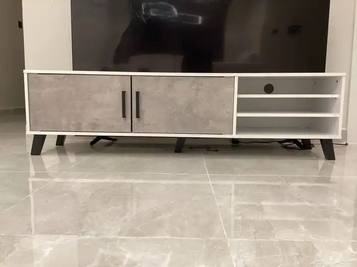 طاولة تلفاز 0