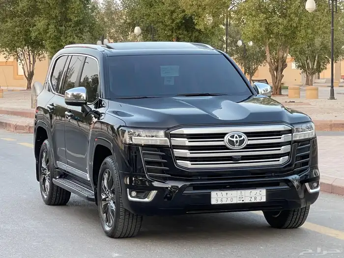 تويوتا لاندكروزر 2022 GXR L4 سعودي 2