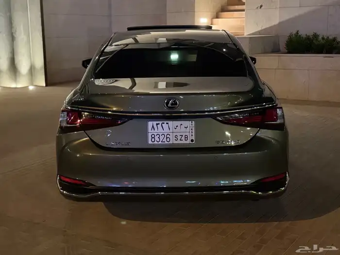 لكزس ES 250 عبداللطيف جميل 10