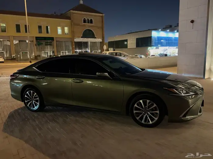 لكزس ES 250 عبداللطيف جميل 13