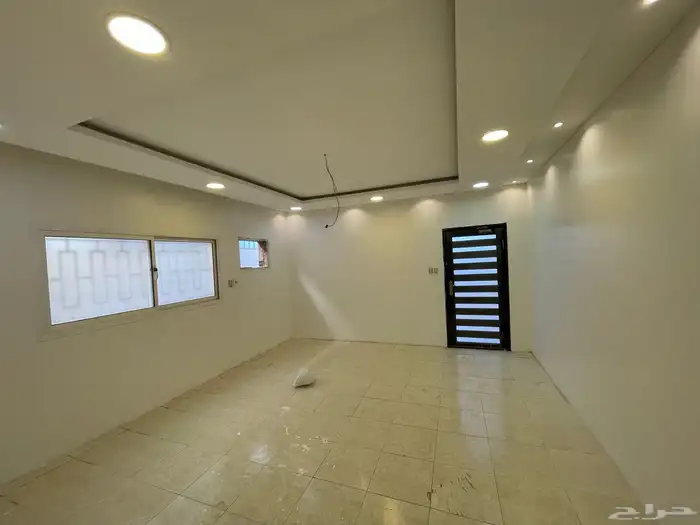 للبيع عماره في حي غرناطه 3