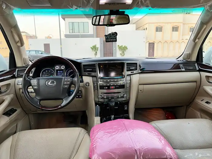 لكزس LX 570 - 2011 فل - وكالة 33