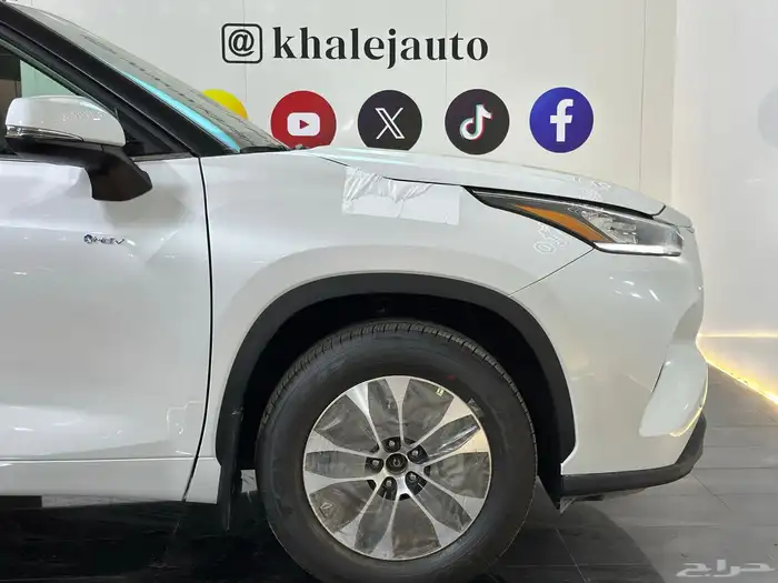 تويوتا هايلاندر GLE هايبرد 2025 3