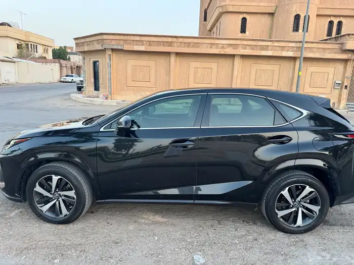 لكزس nx300 2020 2