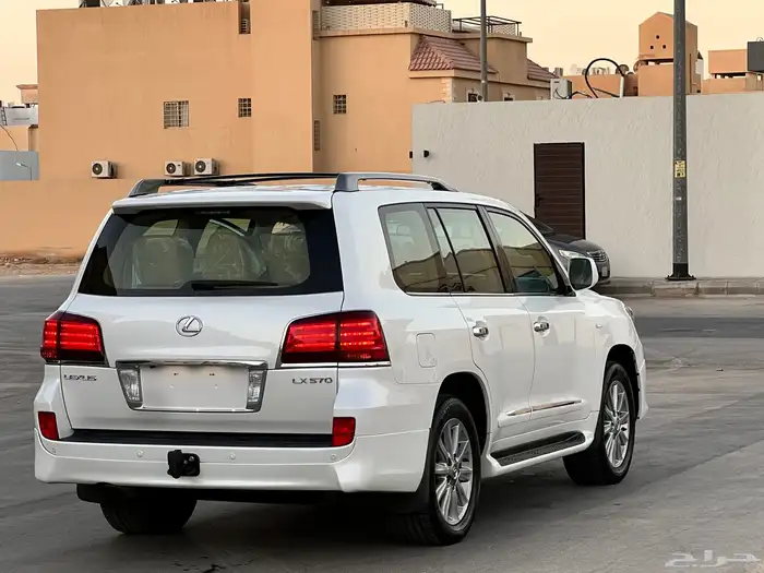 لكزس LX 570 - 2011 فل - وكالة 5