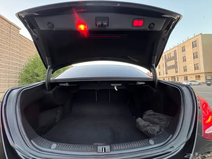 للبيع مرسيدس E300 موديل 2019 20