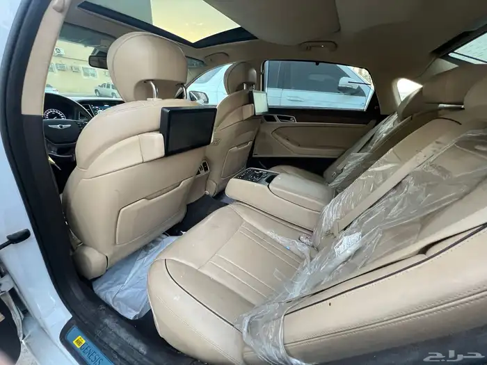 جينسس G80 2016 (بحالة ممتازة) 15