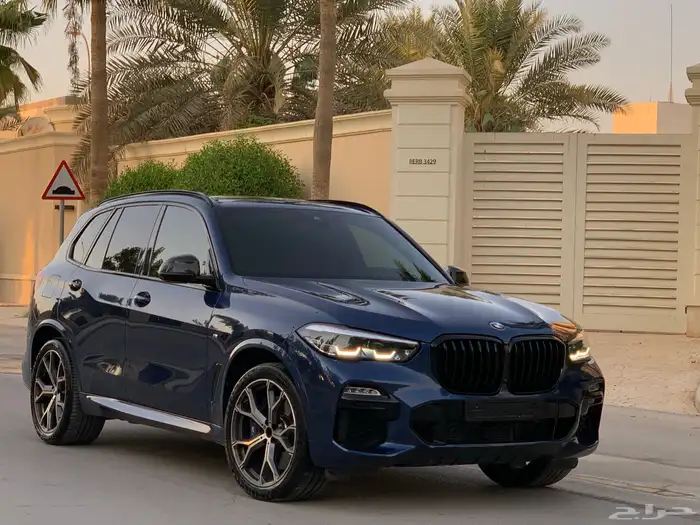 بي ام دبليو X5 موديل 2021 بحالة الوكاله ممشى 56 الف 2