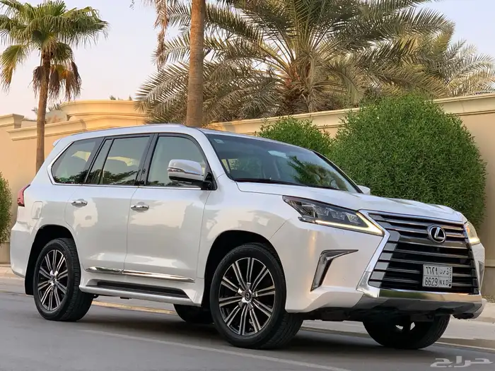 لكزس LX570 موديل 2019 بحالة الوكاله ممشى 76 الف 5
