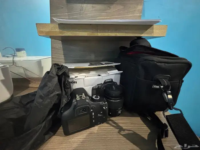 كاميرا Canon 4000D مع عدسة 18-55 مم 4
