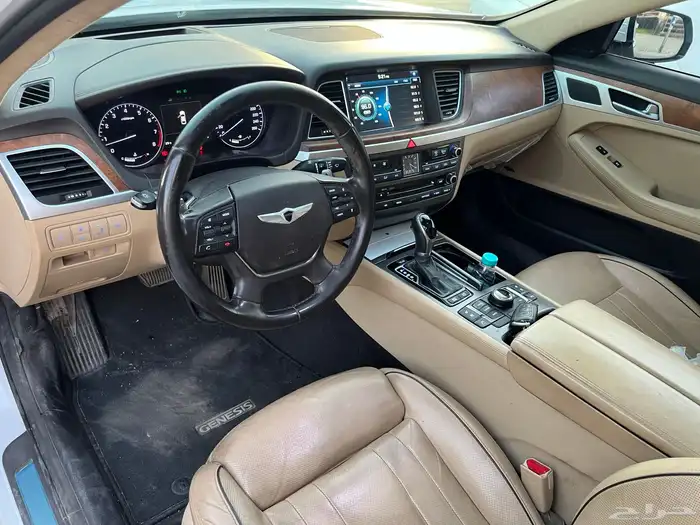 جينسس G80 2016 (بحالة ممتازة) 10