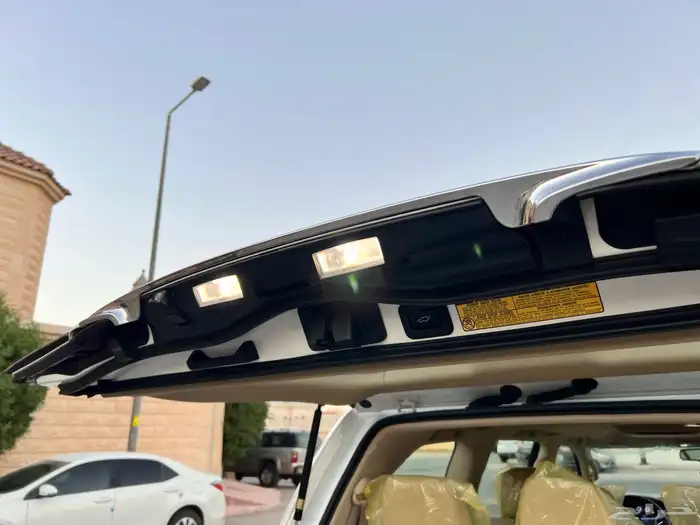 لكزس LX 570 - 2011 فل - وكالة 8
