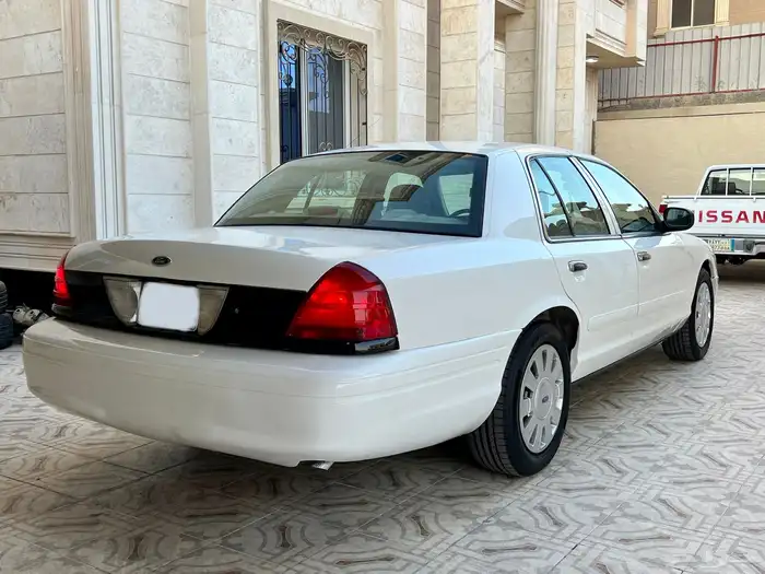 فورد فكتوريا 2006 فدرالي ممشى قليل 4
