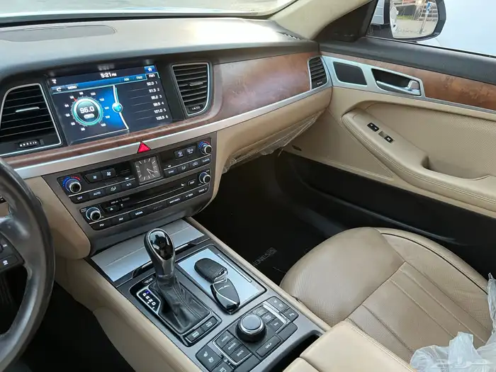 جينسس G80 2016 (بحالة ممتازة) 14