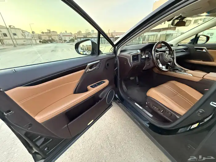 للبيع   Lexus RX350L موديل 2018   البيع من المالك مباشر 25