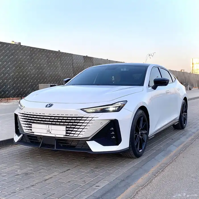 شانجان 2024 يوني في UNI V CHANGAN منوة المستخدم 2