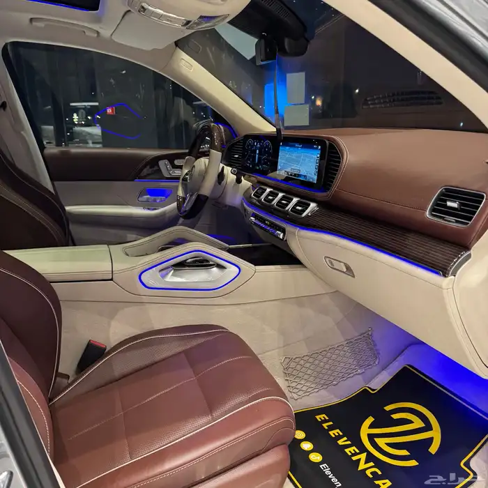 Mercedes Benz Maybach GLS600 2021 8