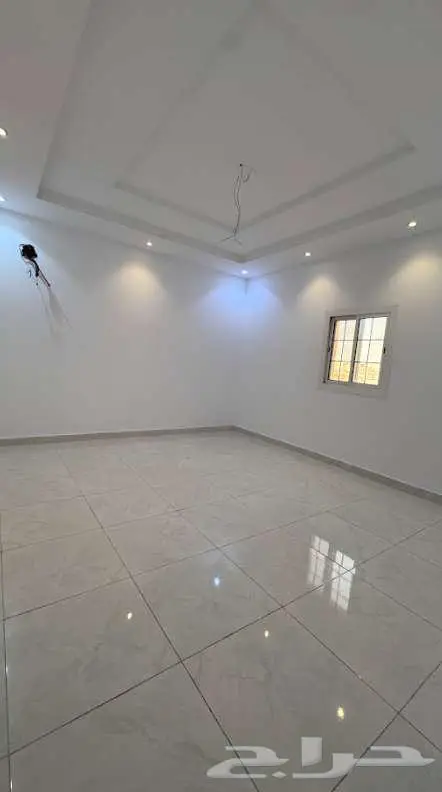 شقة مميزة للايجار السنوي حي المروة 1