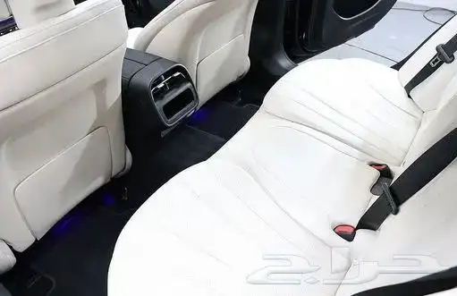 Mercedes Benz E-Class W214 E200 Avant-garde 2025 8
