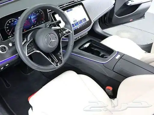 Mercedes Benz E-Class W214 E200 Avant-garde 2025 5