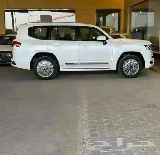 لاند كروز L3 بنزين 2025سعودي 2