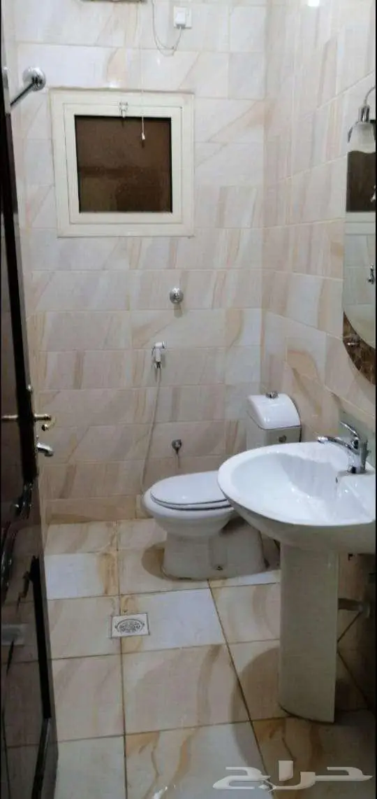 عمارة للبيع 7 شقق وملحق ب التلال 7