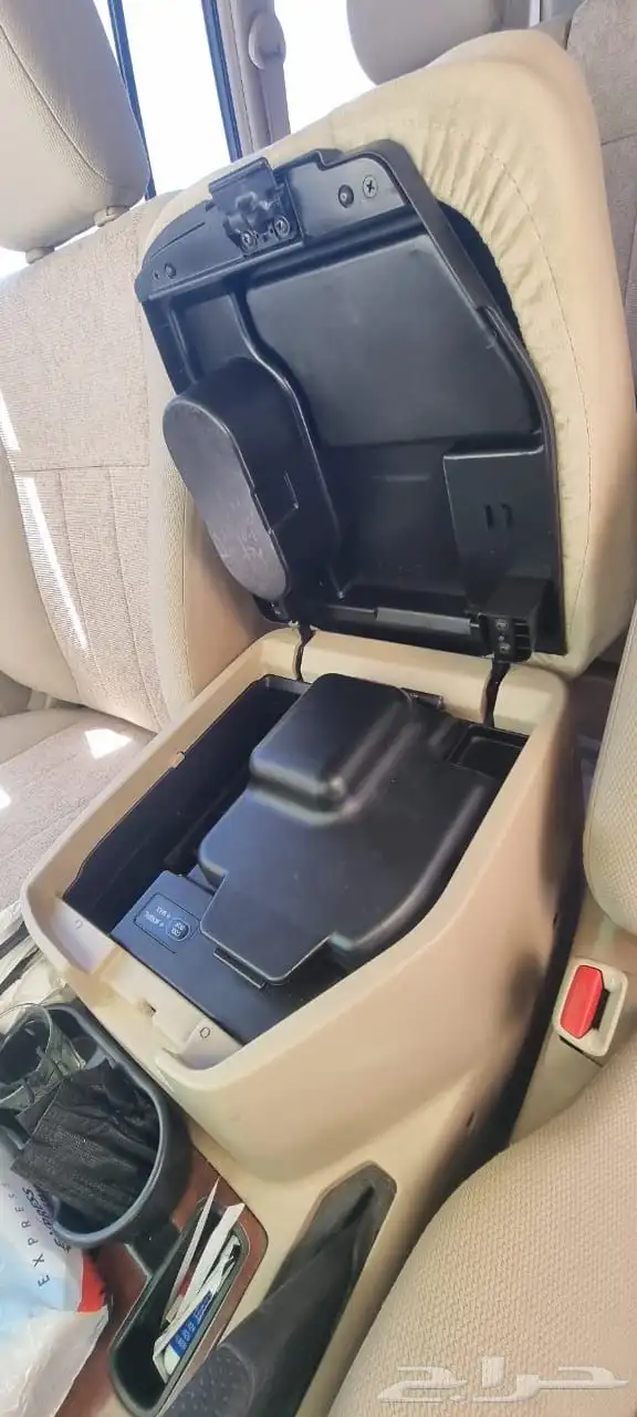 لاندكروزر 2005 GXR للبيع 7
