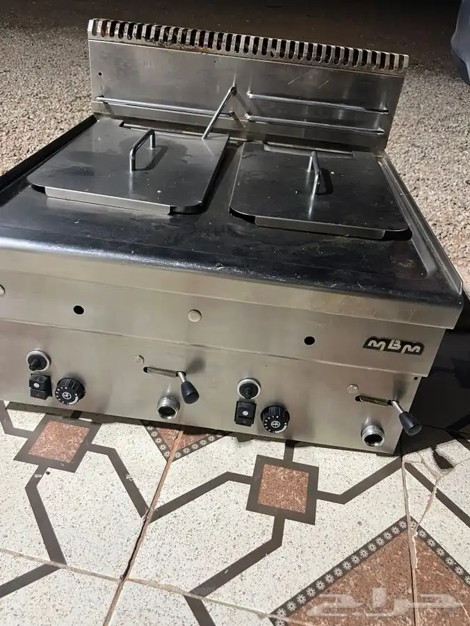 للبيع قلايه بطاطس حجم كبير الصنع إيطالي غاز 0