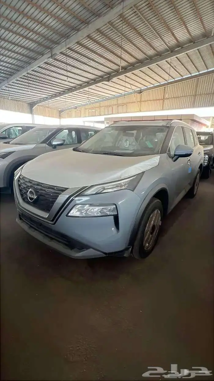 نيسان اكس تريل 5 مقاعد دبل و 7 مقاعد بدون دبل - اقساط وكاش 0