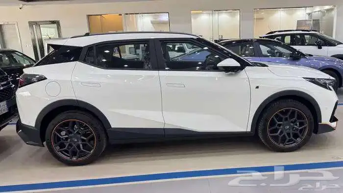 جي اي سي GS3 ايمزو سبورت 2025 2