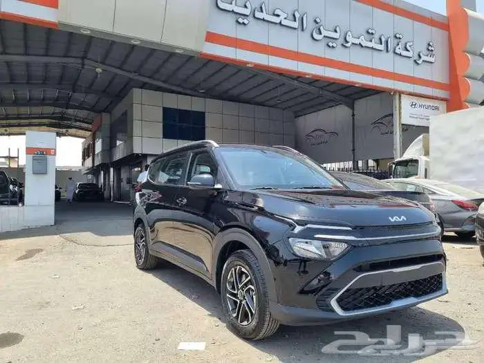 كيا كارينز مطور 2025 2