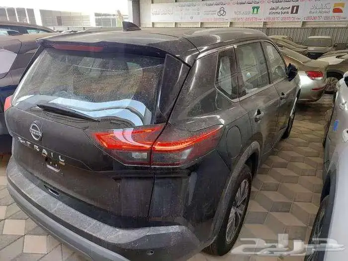نيسان اكس تريل sv بلس 2025 7 مقاعد دبل بانوراما 5