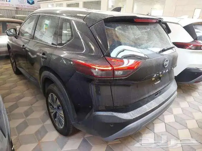 نيسان اكس تريل sv بلس 2025 7 مقاعد دبل بانوراما 13