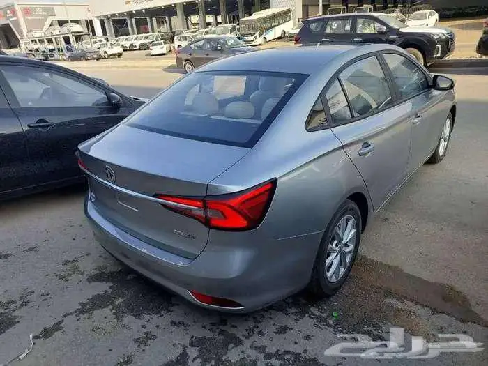MG 5 2025 قير اوتماتيك بنزين 11