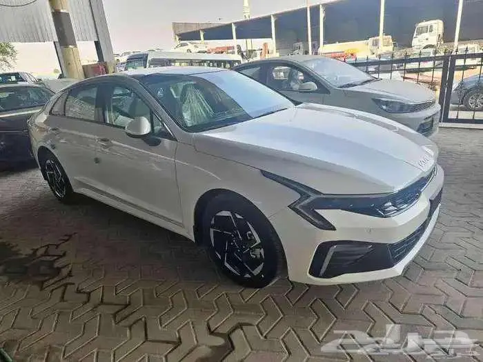 كيا K5 نص فل EX موديل 2025 كاش وتمويل 1