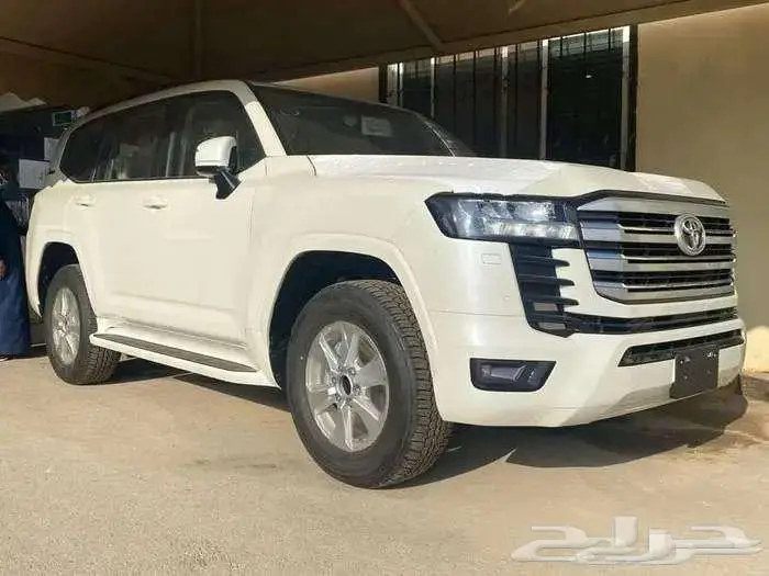 تويوتا لاندكروزر GXR2 بنزين 2025 كاش واقساط 4