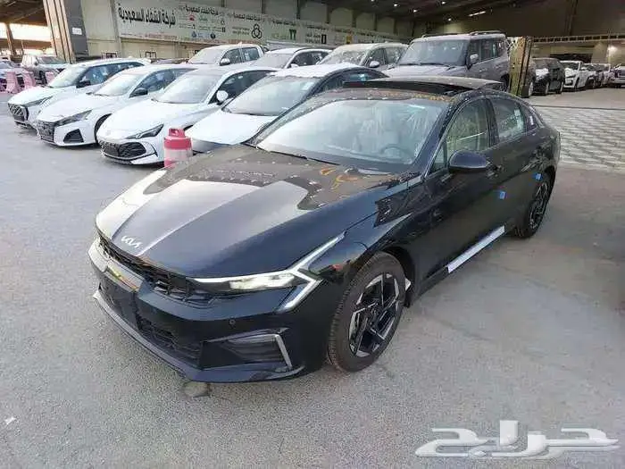 كيا K5 نص فل 2026 قير اوتماتيك بنزين 8