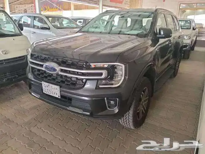 فورد ايفرست XLS ديزل 2024 ممشى 5000 كم فقط 3
