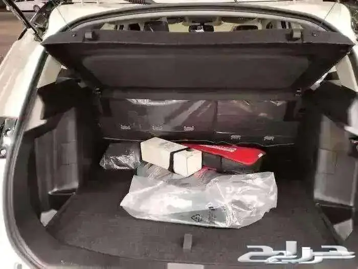 تويوتا اوربان كروزر GLX موديل 2025 سعودى 6