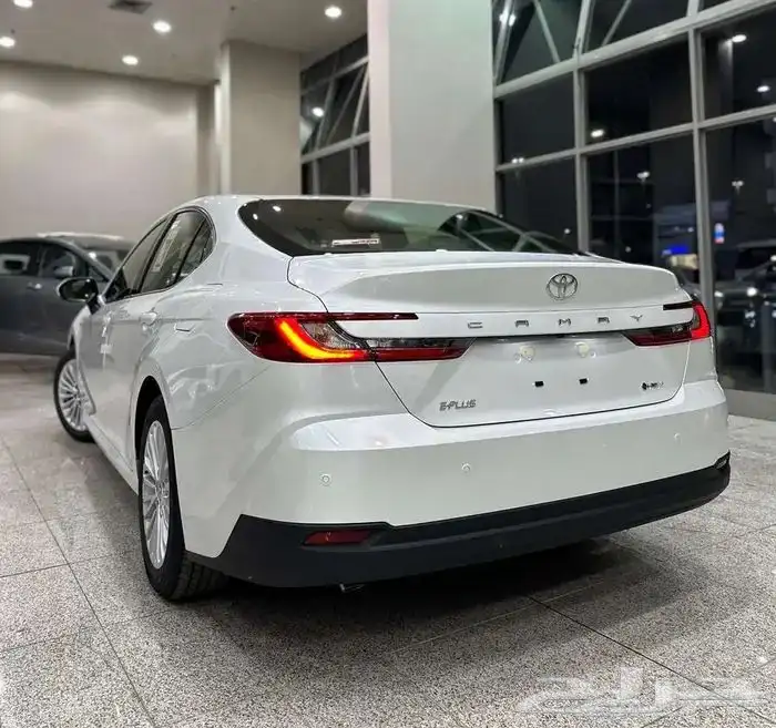 كامري اي بلس هايبرد فتحة سقف 2025 CAMRY E PLUS HYBRID 3