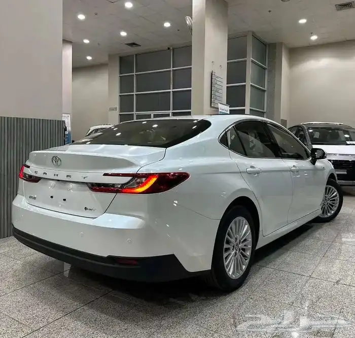 كامري اي بلس هايبرد فتحة سقف 2025 CAMRY E PLUS HYBRID 4