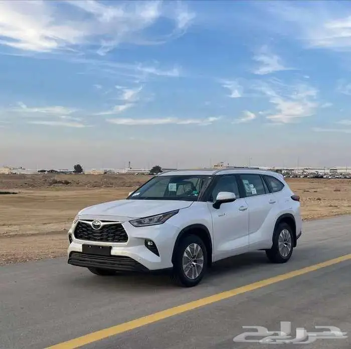 تويوتا هايلاندر GLE 2025 1